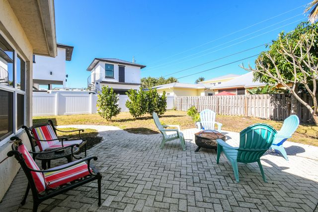 8963 SE Ceres Street, Hobe Sound, FL 33455