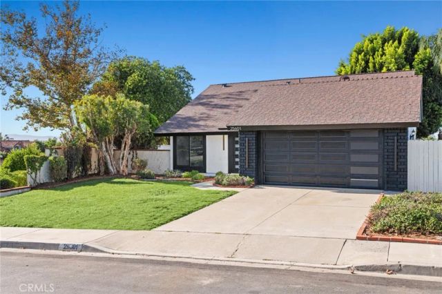 25601 Califia, Laguna Hills, CA 92653