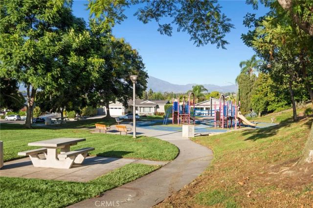25601 Califia, Laguna Hills, CA 92653