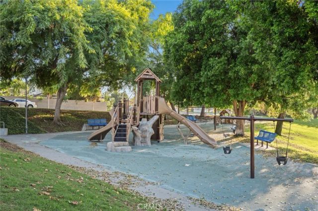25601 Califia, Laguna Hills, CA 92653