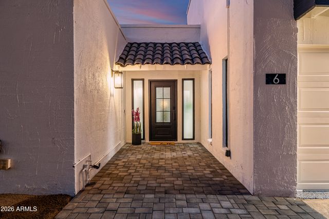 6 E PIPING ROCK Road, Phoenix, AZ 85022