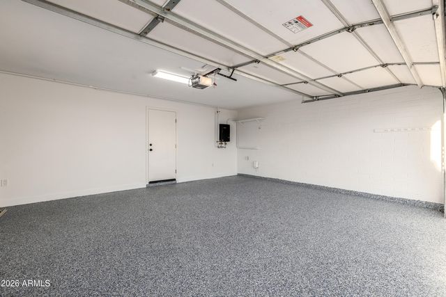 6 E PIPING ROCK Road, Phoenix, AZ 85022