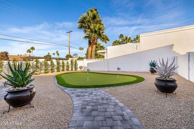 6 E PIPING ROCK Road, Phoenix, AZ 85022