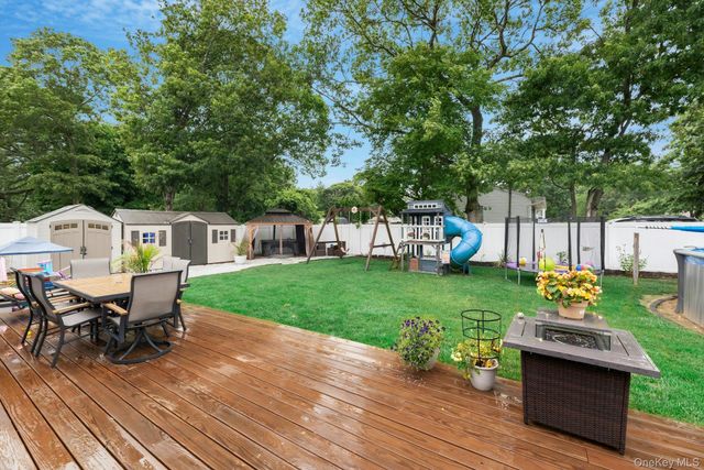 75 Presford Drive, Shirley, NY 11967