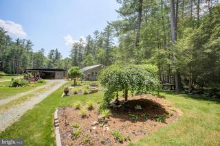 2010-F PINE GROVE RD, Fayetteville, PA 17222