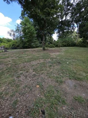 5350 LOCHINVAR RD, Memphis, TN 38116