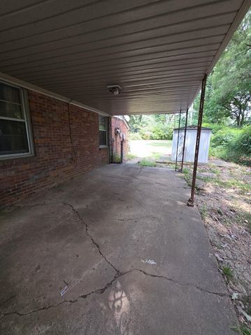 5350 LOCHINVAR RD, Memphis, TN 38116