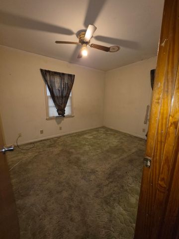 5350 LOCHINVAR RD, Memphis, TN 38116
