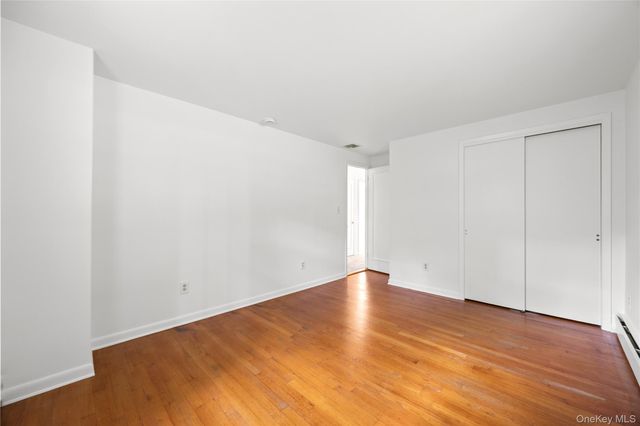 6 Hillside Terrace, Mahopac, NY 10541