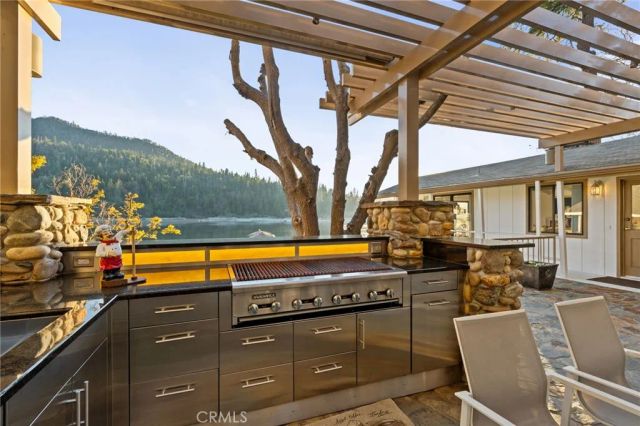 39118 Lake Drive, Bass Lake, CA 93604
