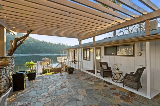 39118 Lake Drive, Bass Lake, CA 93604
