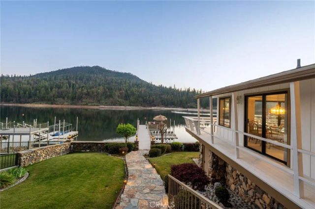 39118 Lake Drive, Bass Lake, CA 93604