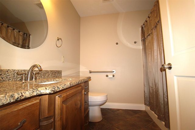 2517 CR 2110, Hooks, TX 75561