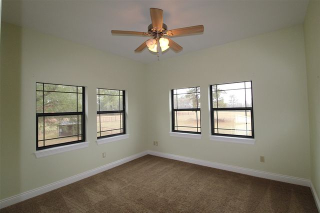 2517 CR 2110, Hooks, TX 75561