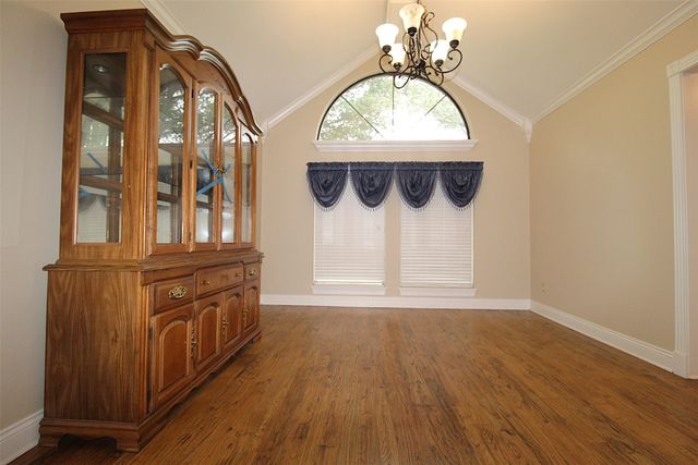 2517 CR 2110, Hooks, TX 75561