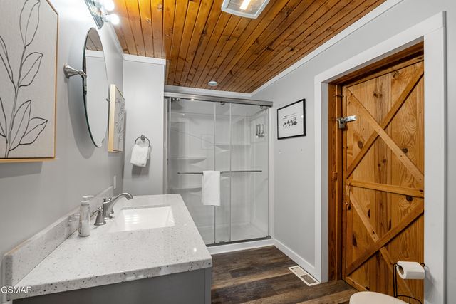 3009 Crestview Court, Sevierville, TN 37862