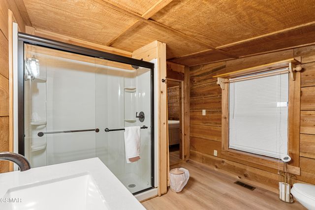 3009 Crestview Court, Sevierville, TN 37862