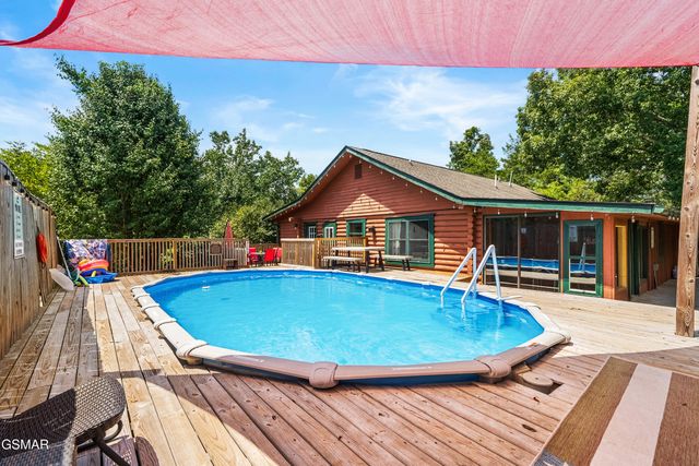 3009 Crestview Court, Sevierville, TN 37862