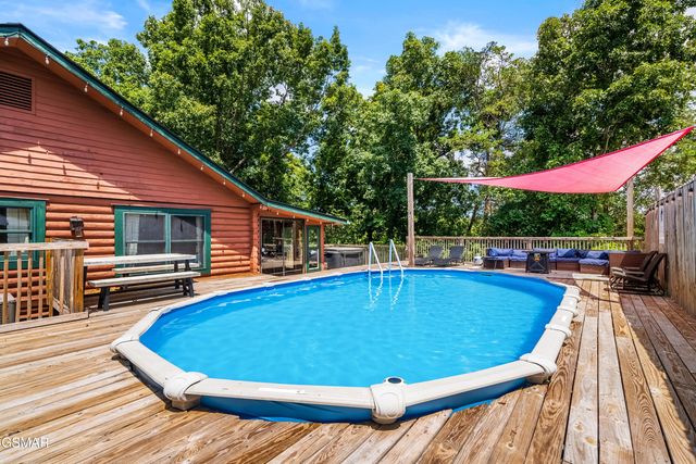 3009 Crestview Court, Sevierville, TN 37862