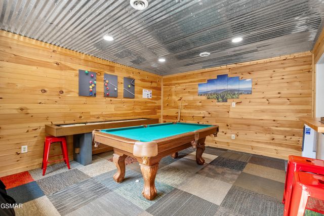 3009 Crestview Court, Sevierville, TN 37862