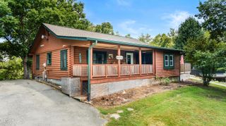 3009 Crestview Court, Sevierville, TN 37862