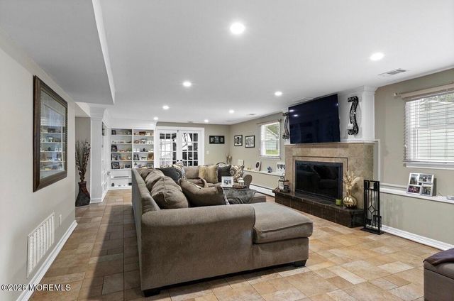 21 Cameron Court, Freehold, NJ 07728