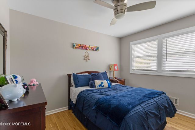 21 Cameron Court, Freehold, NJ 07728