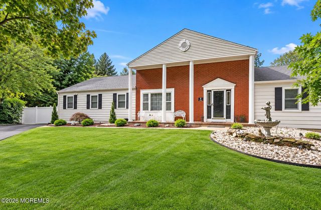 21 Cameron Court, Freehold, NJ 07728