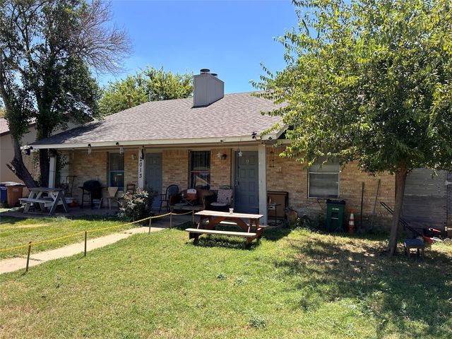 2013 E Stassney LN, Austin, TX 78744