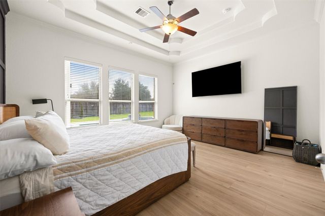 9612 Eden Ridge Lane, Pearland, TX 77584