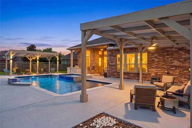 9612 Eden Ridge Lane, Pearland, TX 77584