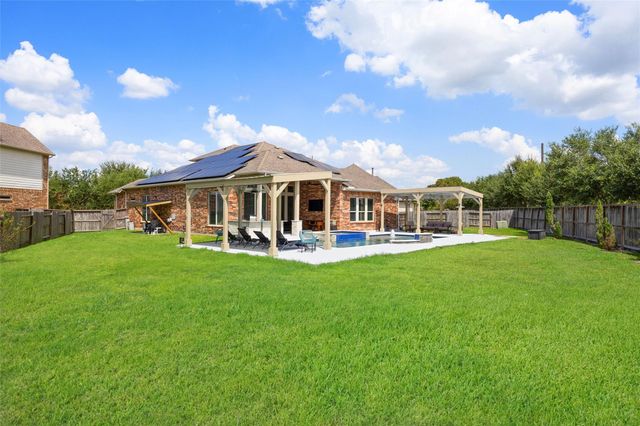 9612 Eden Ridge Lane, Pearland, TX 77584