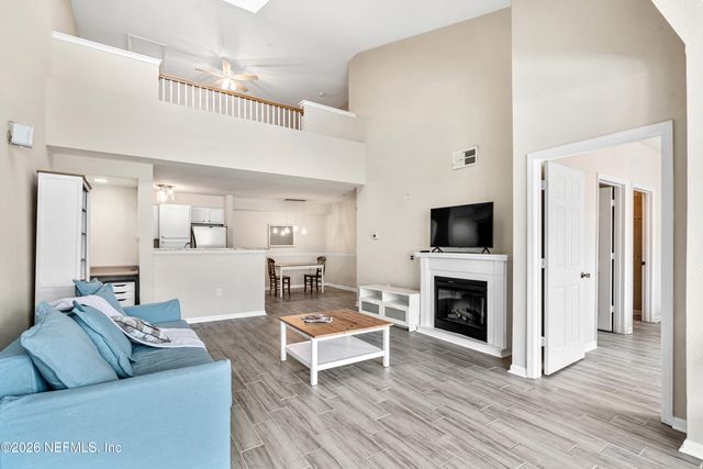 8550 TOUCHTON Road 2235, Jacksonville, FL 32216