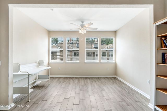 8550 TOUCHTON Road 2235, Jacksonville, FL 32216