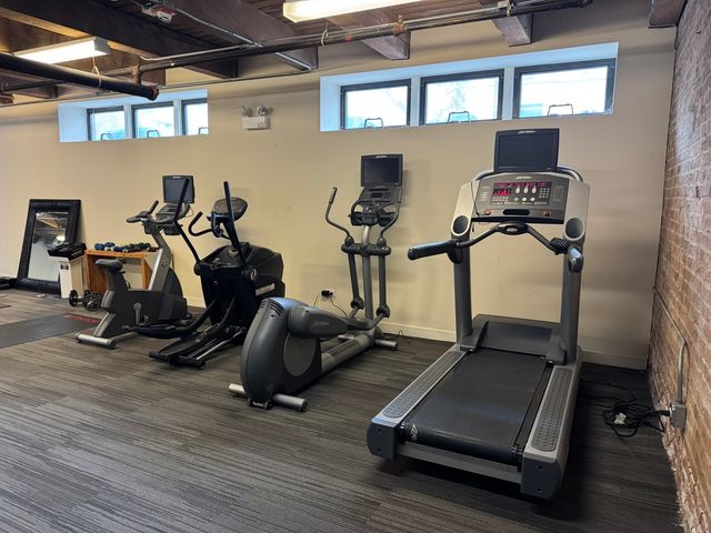 1050 W HUBBARD Street 2F, Chicago, IL 60622