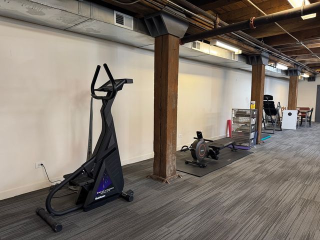 1050 W HUBBARD Street 2F, Chicago, IL 60622