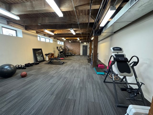 1050 W HUBBARD Street 2F, Chicago, IL 60622