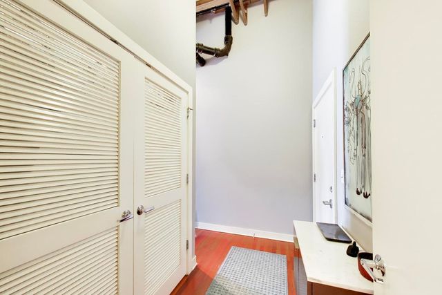 1050 W HUBBARD Street 2F, Chicago, IL 60622