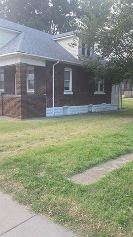 1669 2nd Street, Madison, IL 62060