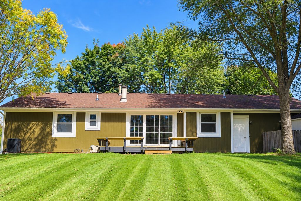 3071 Breezeway Drive, Rockford, IL 61109