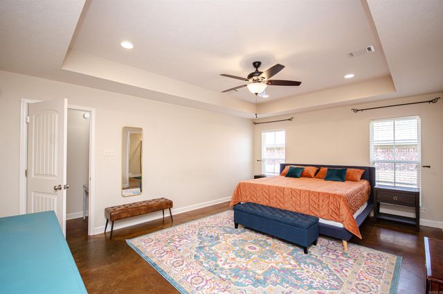 1040 Calloway Drive, Conway, AR 72034