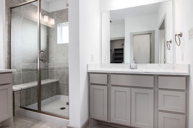 4549 English Maple Drive, Arlington, TX 76005