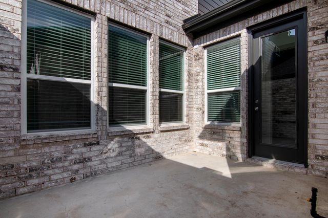 4549 English Maple Drive, Arlington, TX 76005