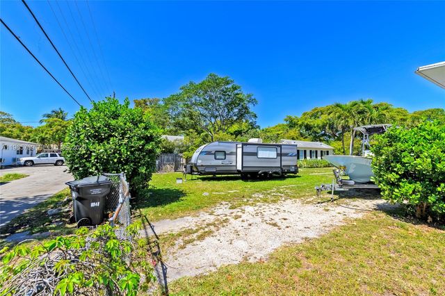 1946 Madison St, Hollywood, FL 33020