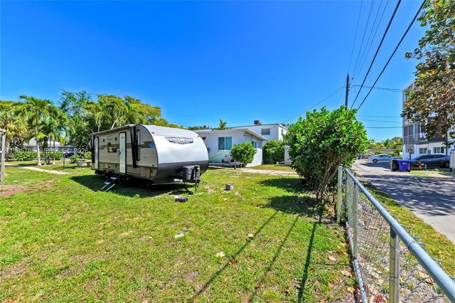 1946 Madison St, Hollywood, FL 33020