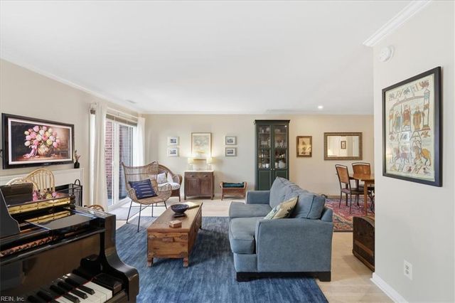 3961 Ocean Hills CT, Virginia Beach, VA 23451