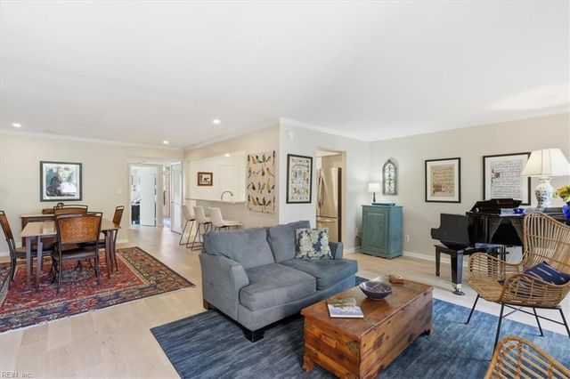 3961 Ocean Hills CT, Virginia Beach, VA 23451