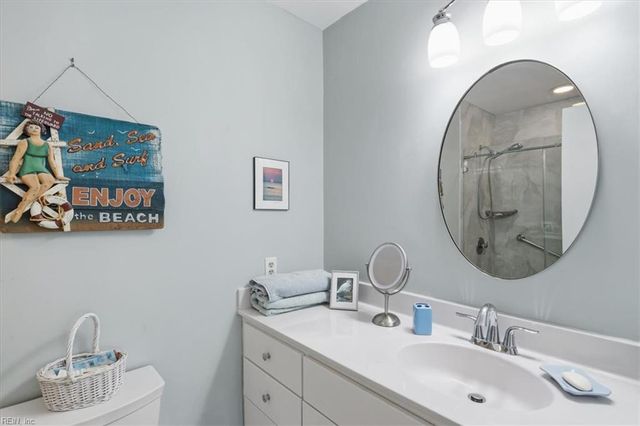 3961 Ocean Hills CT, Virginia Beach, VA 23451