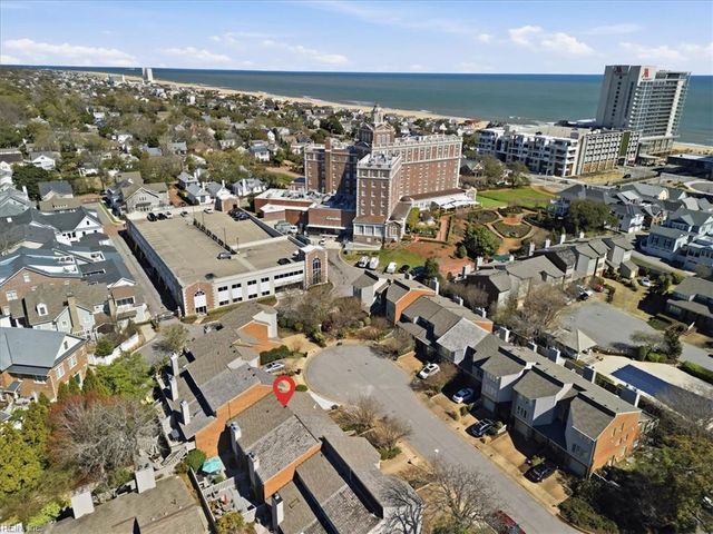 3961 Ocean Hills CT, Virginia Beach, VA 23451