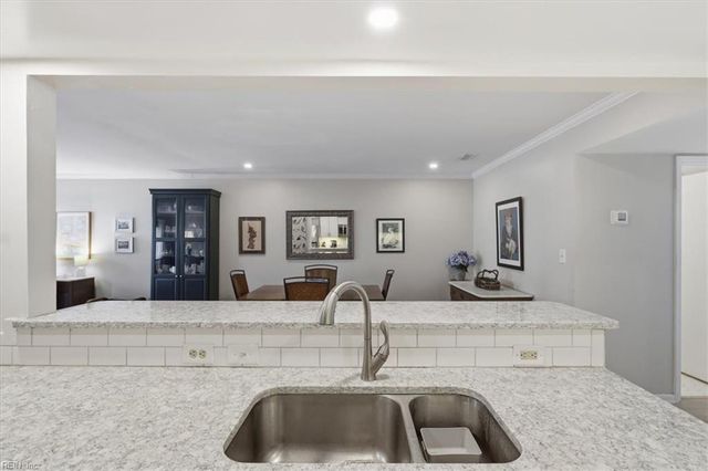 3961 Ocean Hills CT, Virginia Beach, VA 23451